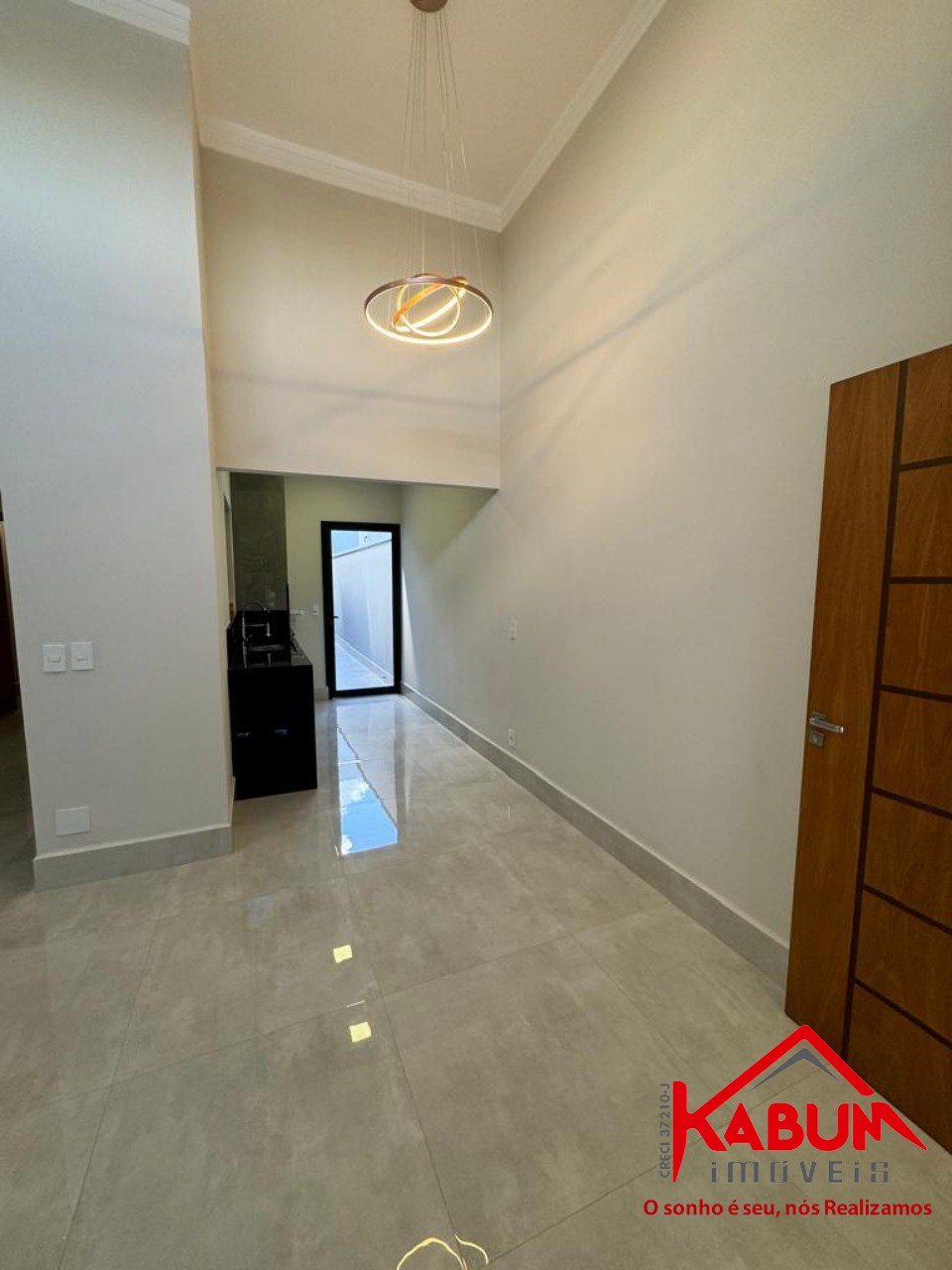 Casa à venda com 3 quartos, 125m² - Foto 1