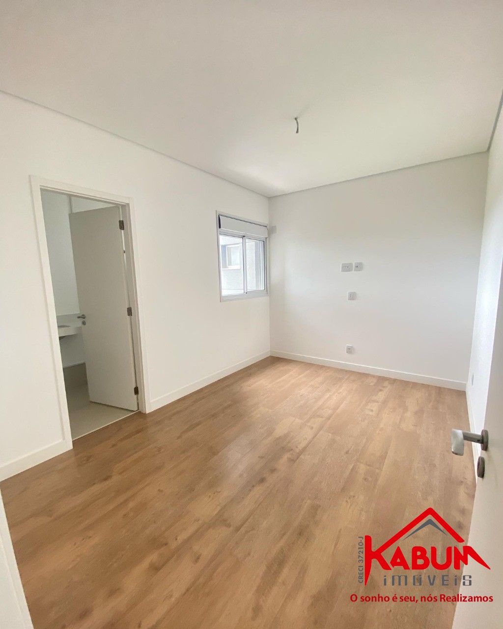 Apartamento à venda com 3 quartos, 147m² - Foto 10