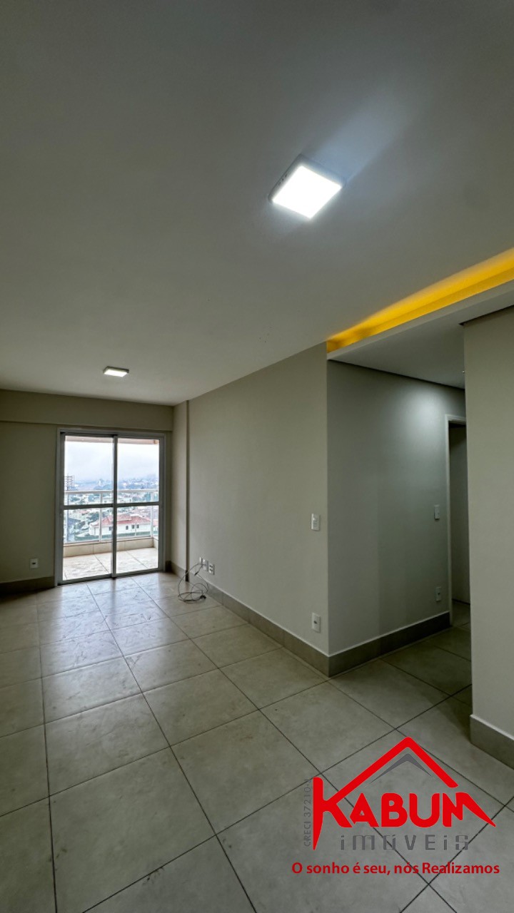 Apartamento à venda com 2 quartos, 68m² - Foto 2