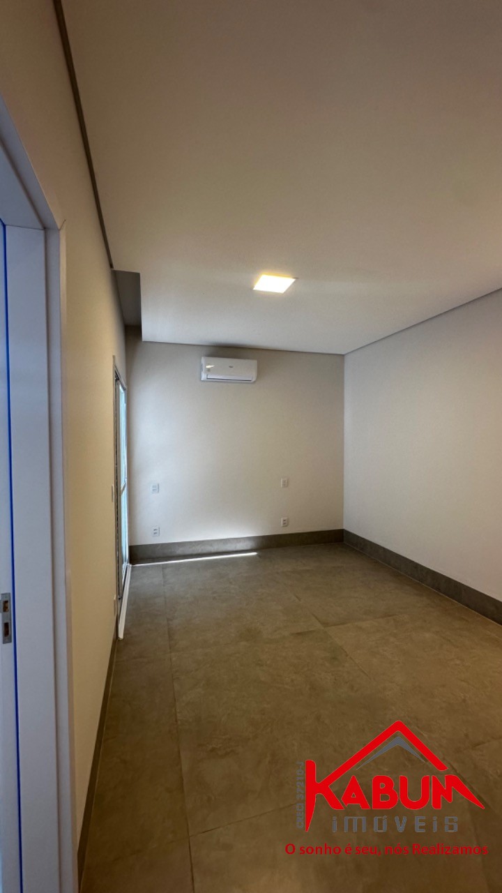 Casa à venda com 4 quartos, 300m² - Foto 10