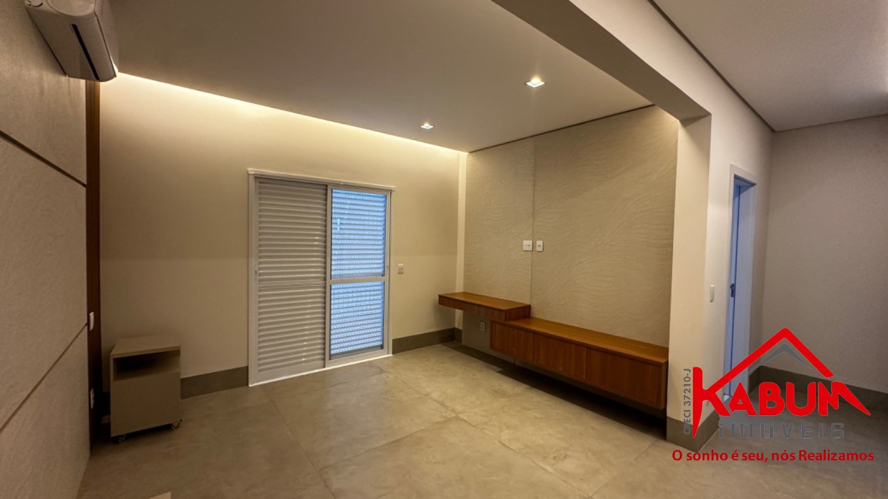 Casa à venda com 4 quartos, 300m² - Foto 12