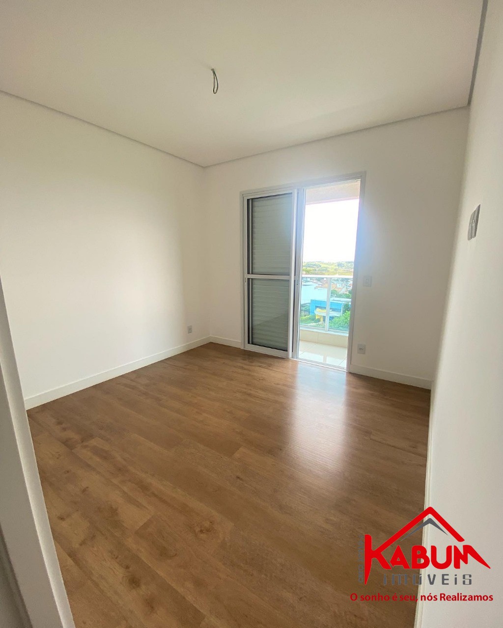 Apartamento à venda com 3 quartos, 147m² - Foto 2