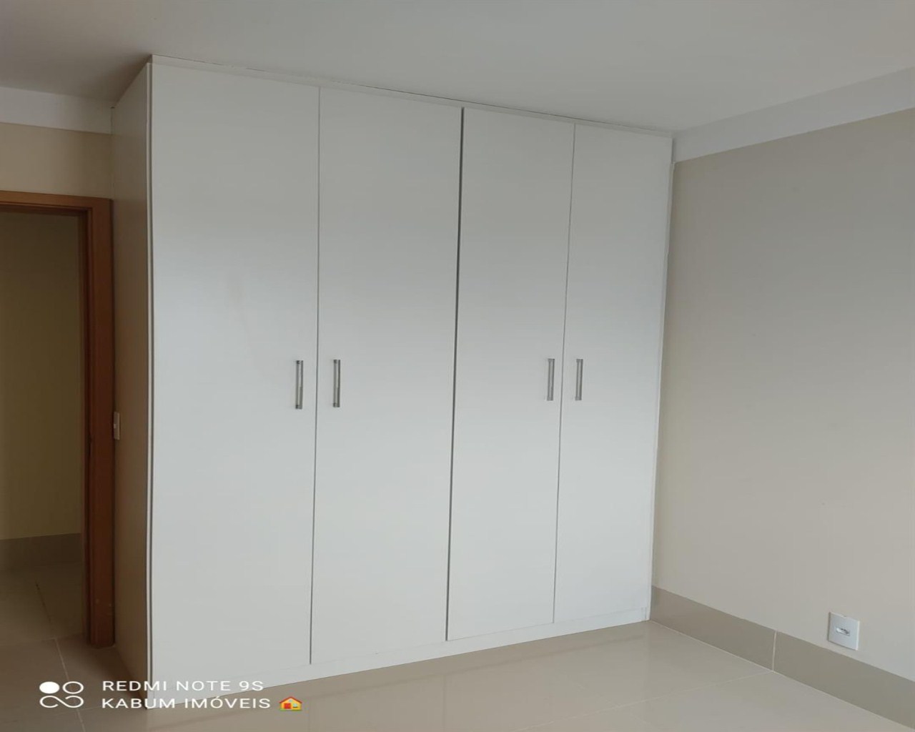 Apartamento à venda com 3 quartos, 130m² - Foto 9