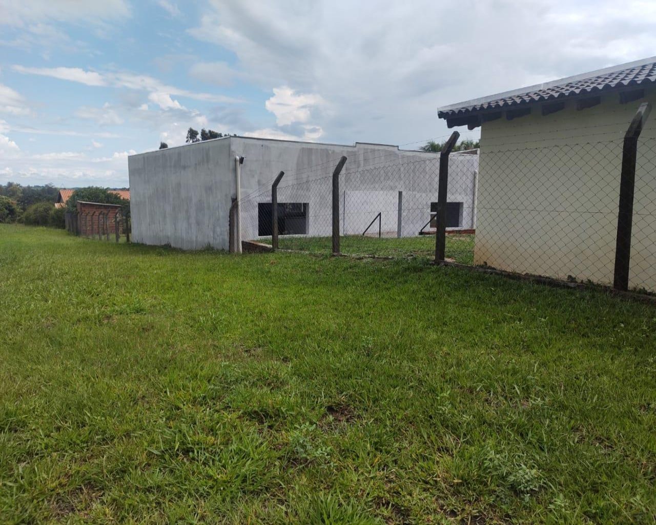 Fazenda à venda com 3 quartos, 400m² - Foto 10