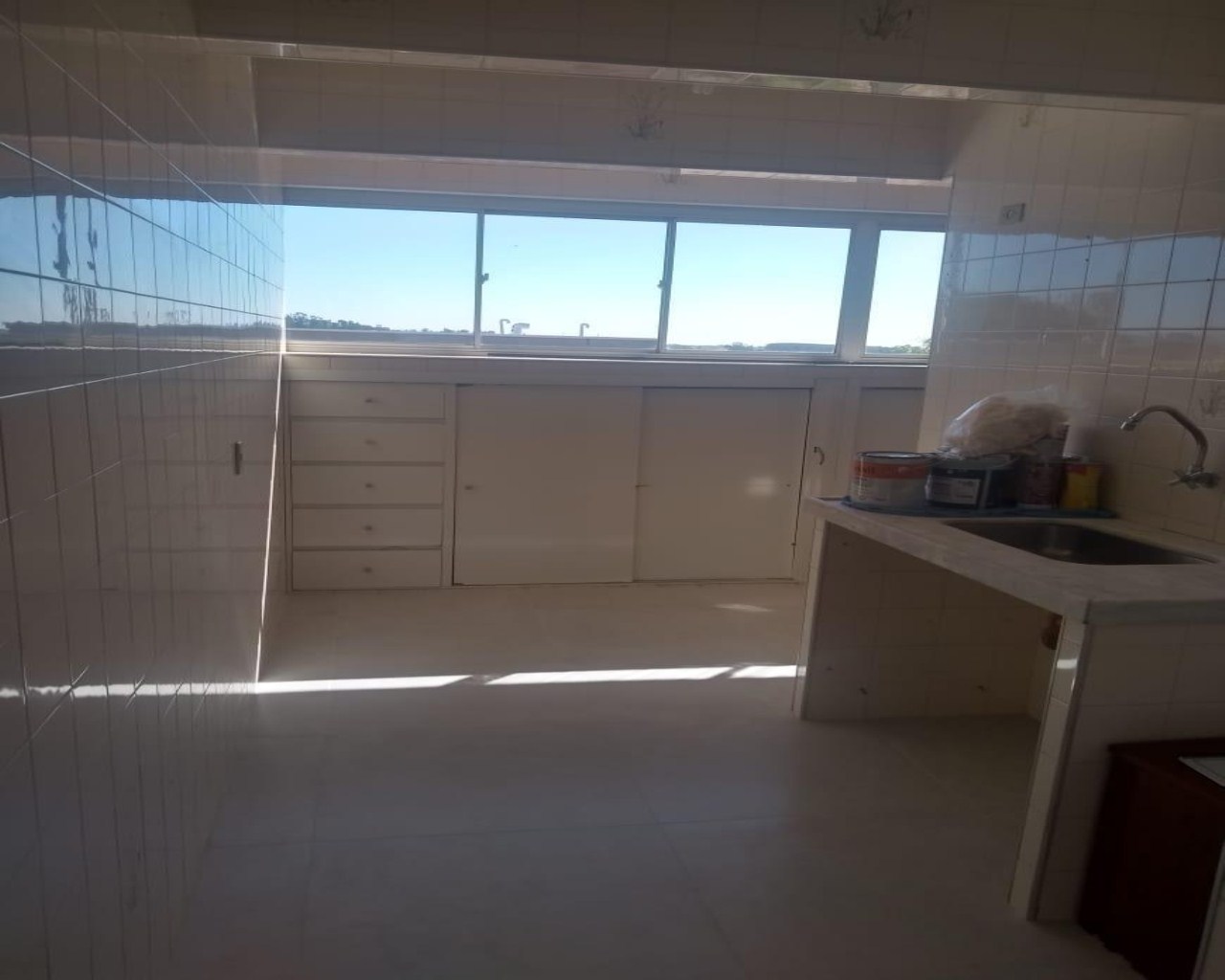 Apartamento à venda com 3 quartos, 63m² - Foto 2