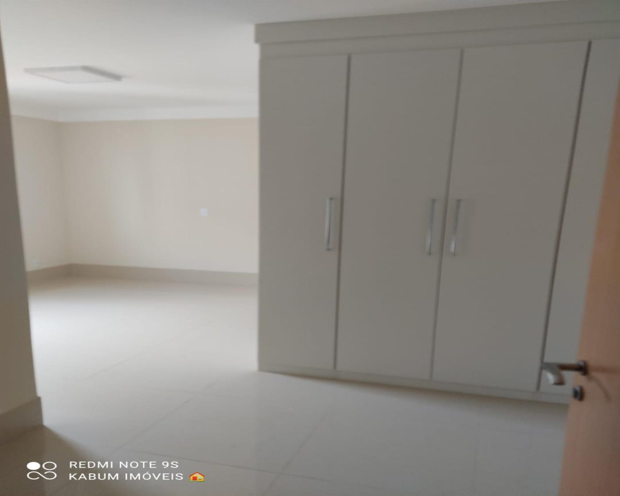 Apartamento à venda com 3 quartos, 130m² - Foto 15