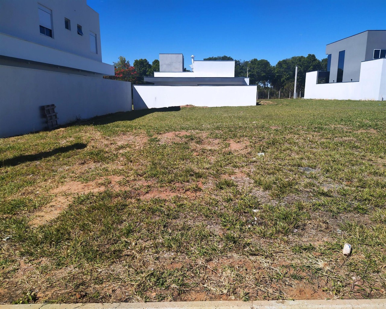 Terreno, 300 m² - Foto 2