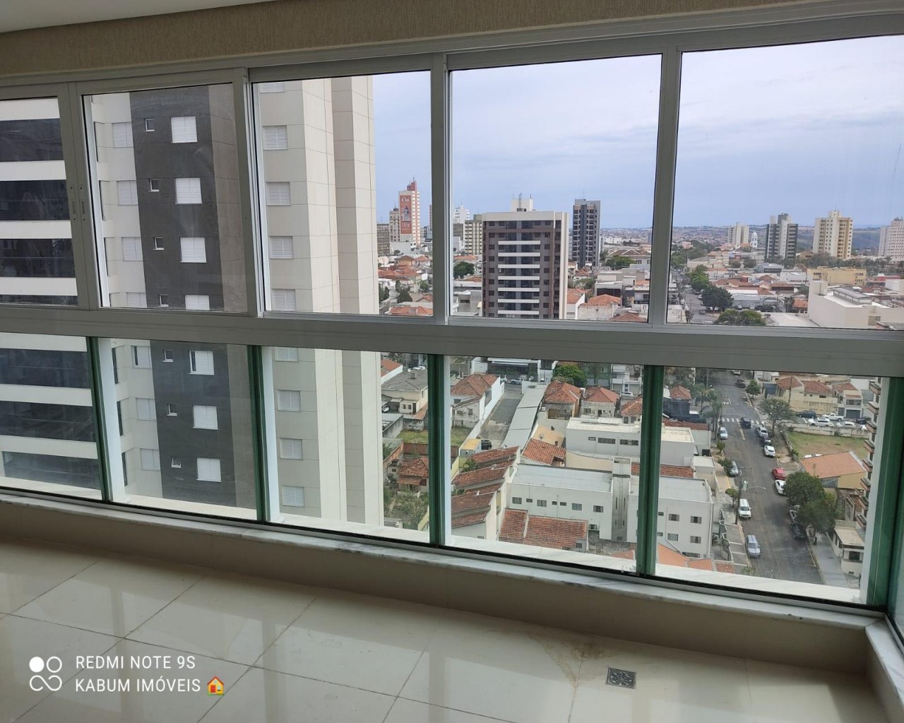 Apartamento à venda com 3 quartos, 130m² - Foto 19