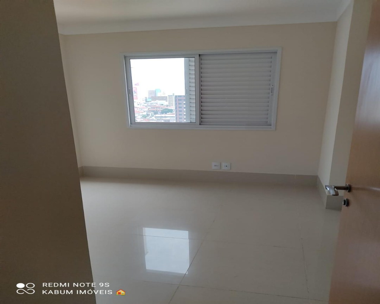 Apartamento à venda com 3 quartos, 130m² - Foto 10