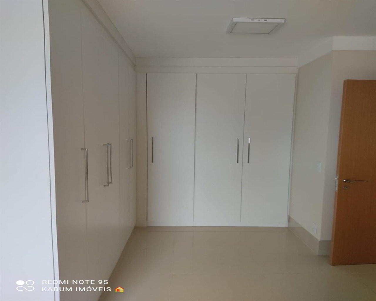 Apartamento à venda com 3 quartos, 130m² - Foto 11