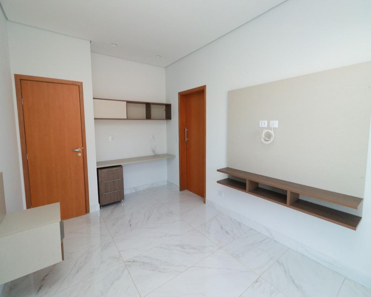 Casa à venda com 5 quartos, 308m² - Foto 8