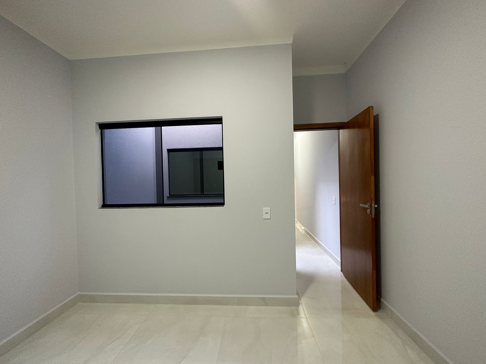 Casa à venda com 2 quartos, 75m² - Foto 11