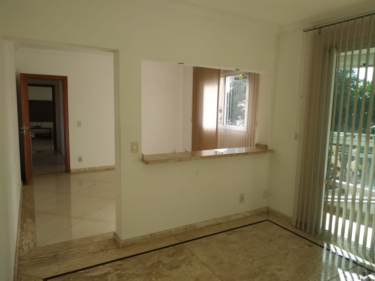 Apartamento à venda e aluguel com 3 quartos, 137m² - Foto 3