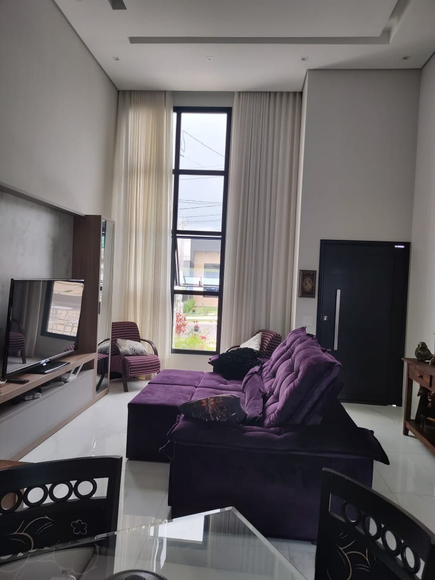 Casa à venda com 3 quartos, 210m² - Foto 3