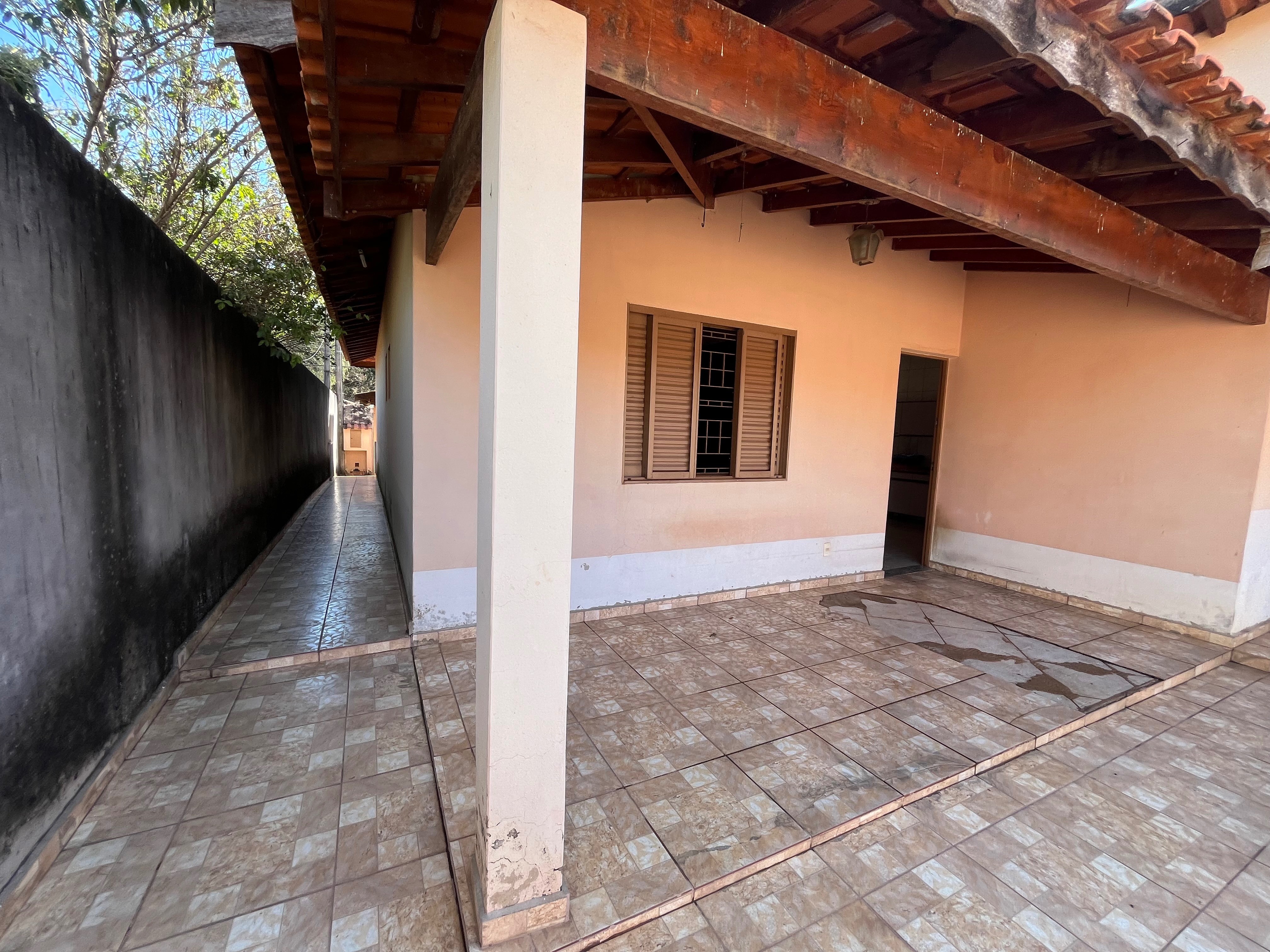 Casa à venda com 2 quartos, 315m² - Foto 5