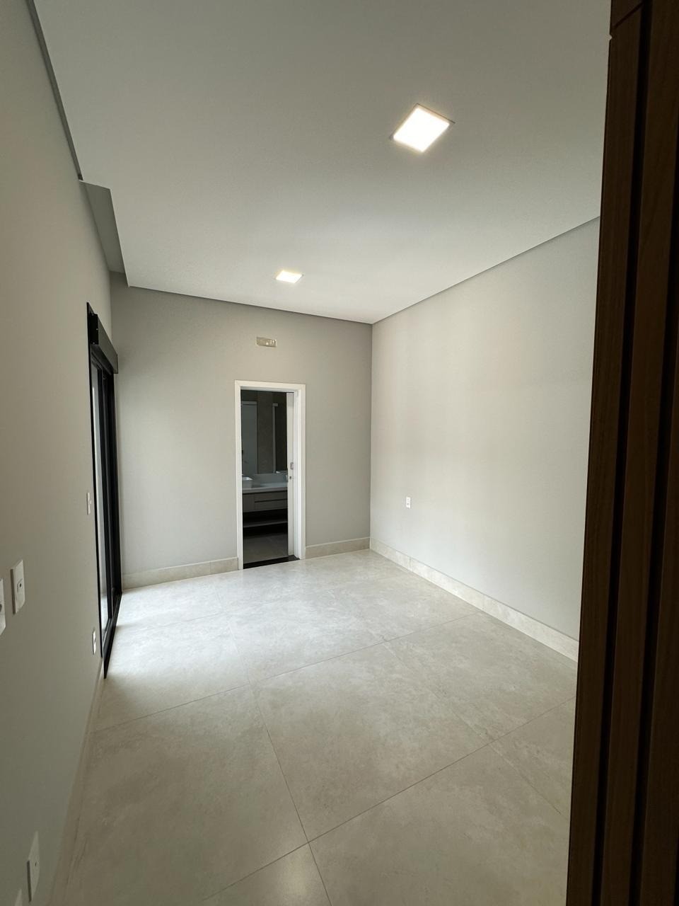 Casa à venda com 3 quartos, 200m² - Foto 16