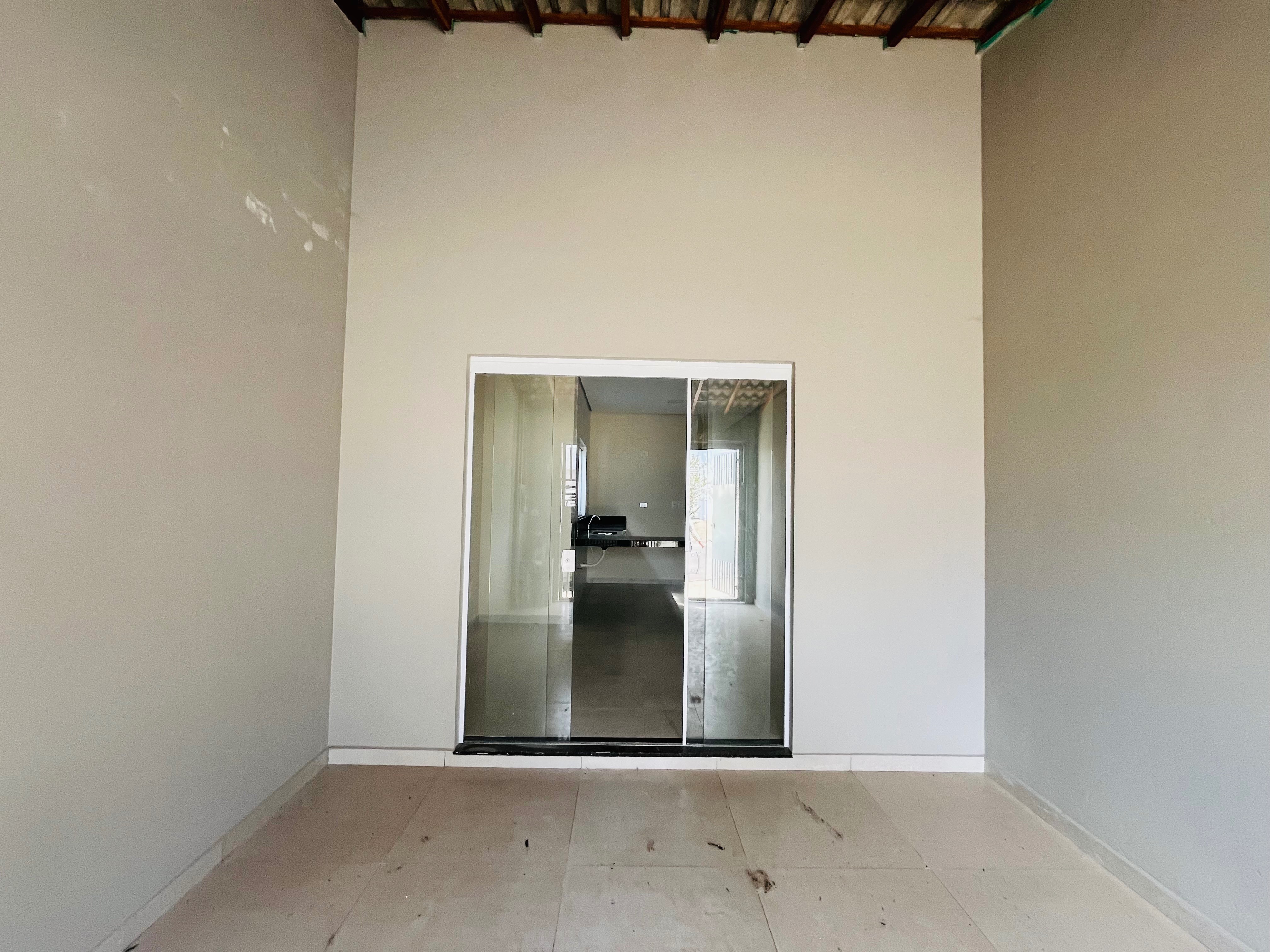 Casa à venda com 2 quartos, 75m² - Foto 2