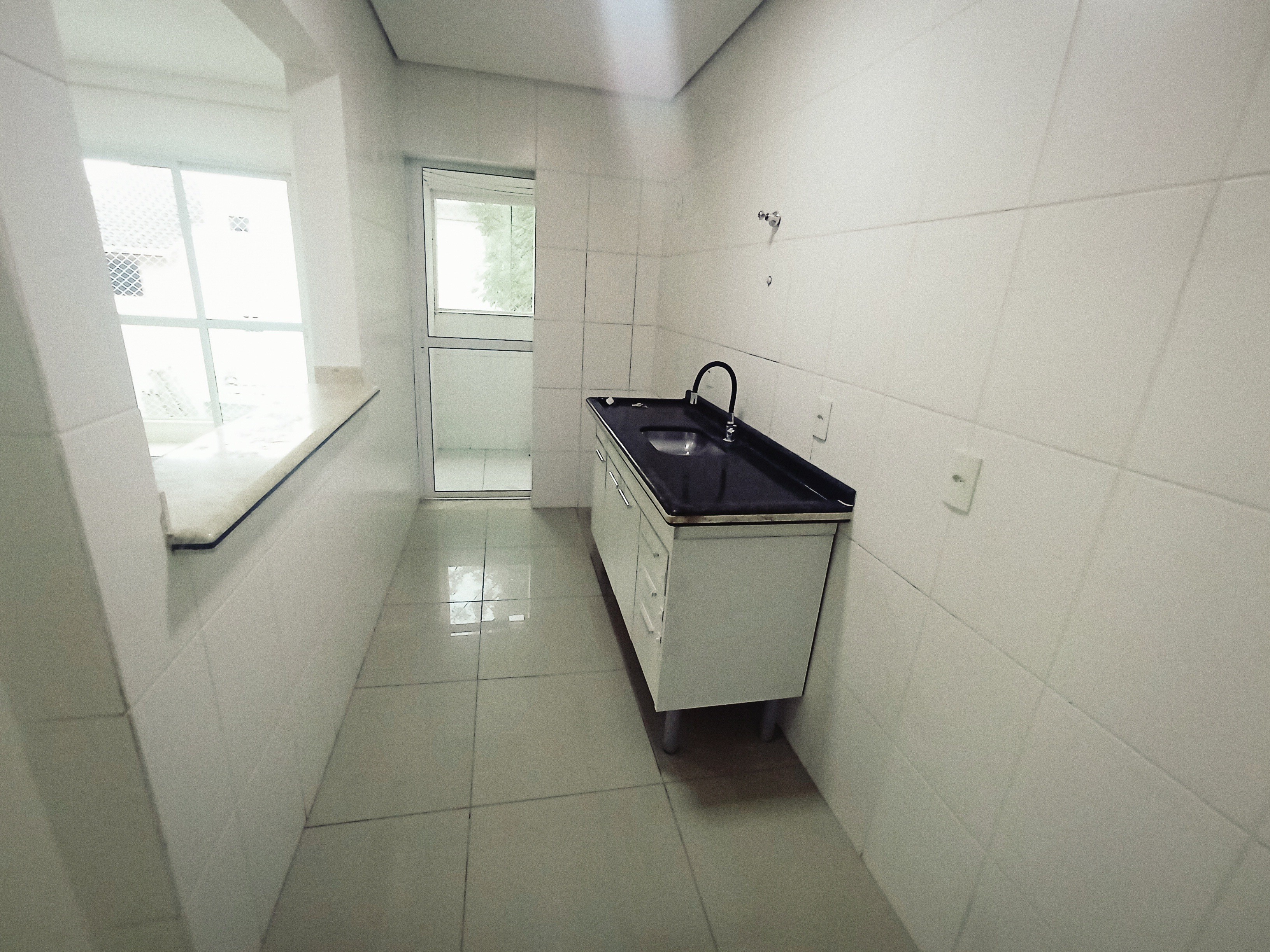 Apartamento à venda com 2 quartos, 60m² - Foto 4