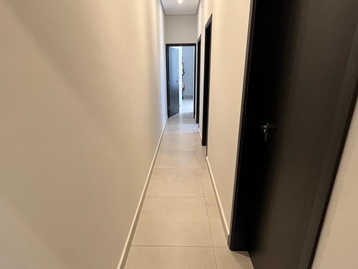 Casa à venda com 3 quartos, 117m² - Foto 2