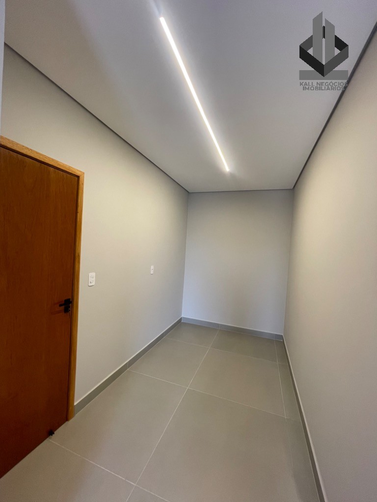 Casa à venda com 3 quartos, 306m² - Foto 18