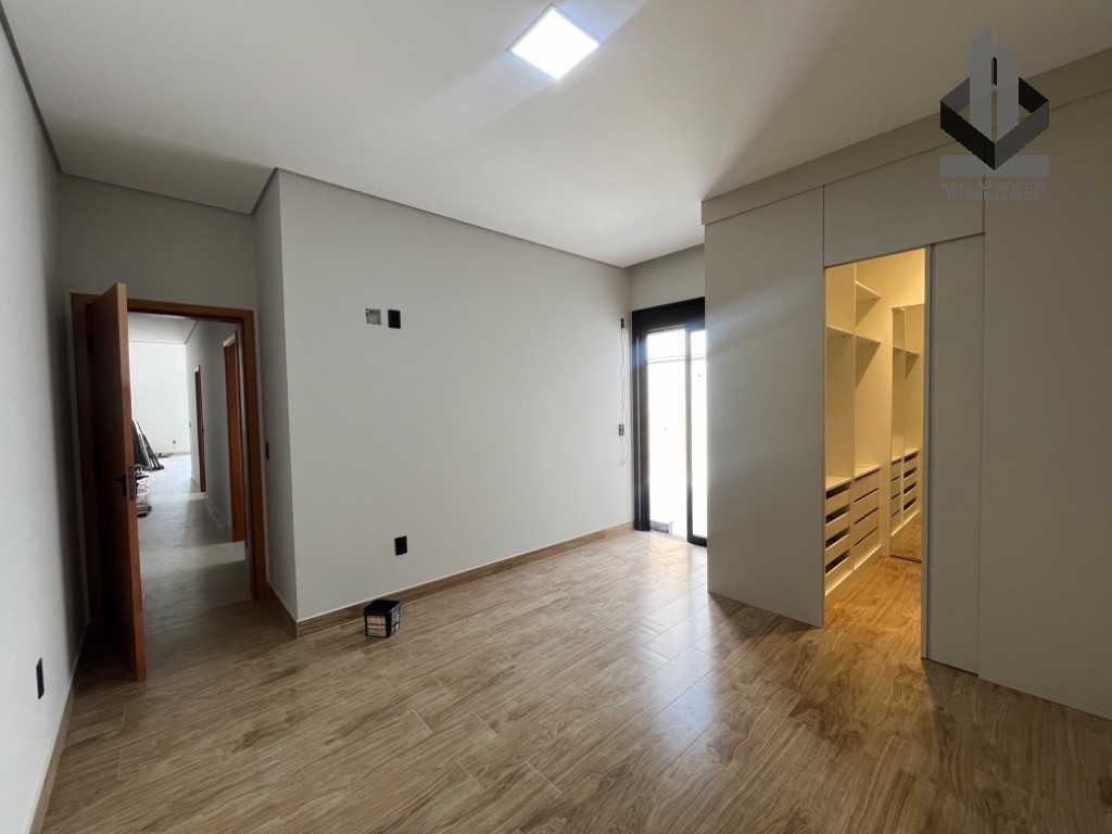 Casa à venda com 3 quartos, 200m² - Foto 12