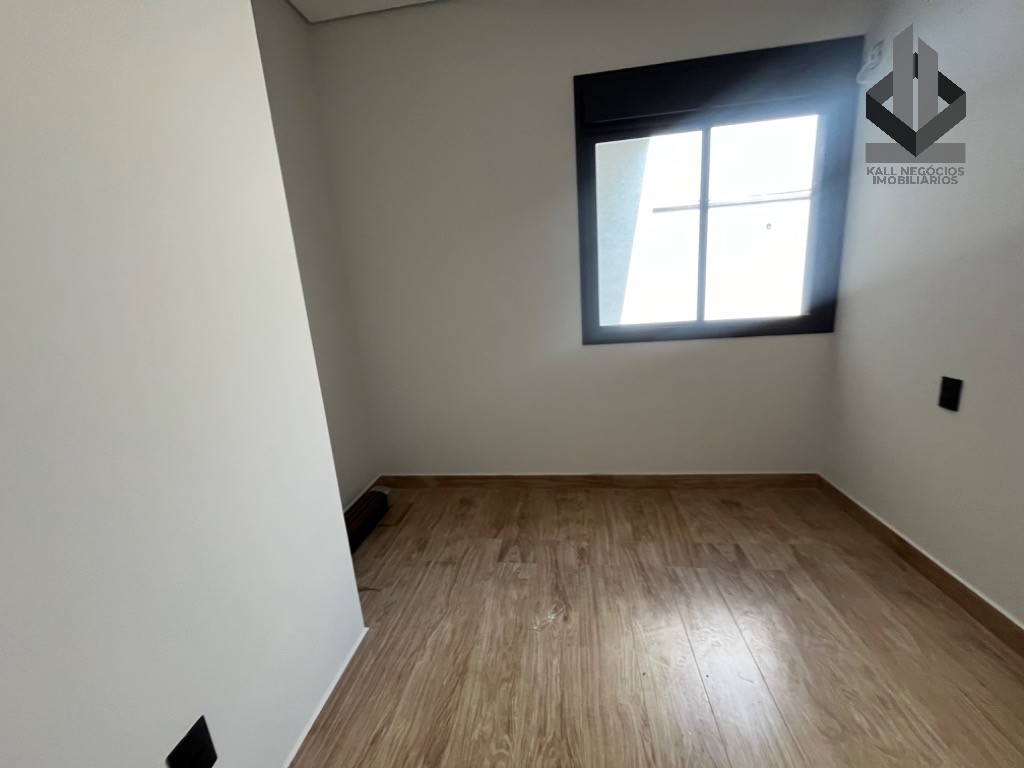 Casa à venda com 3 quartos, 200m² - Foto 6