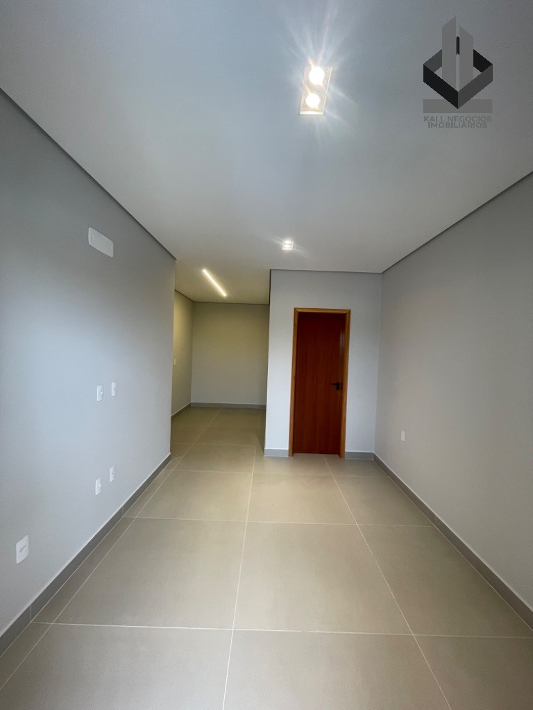 Casa à venda com 3 quartos, 306m² - Foto 12