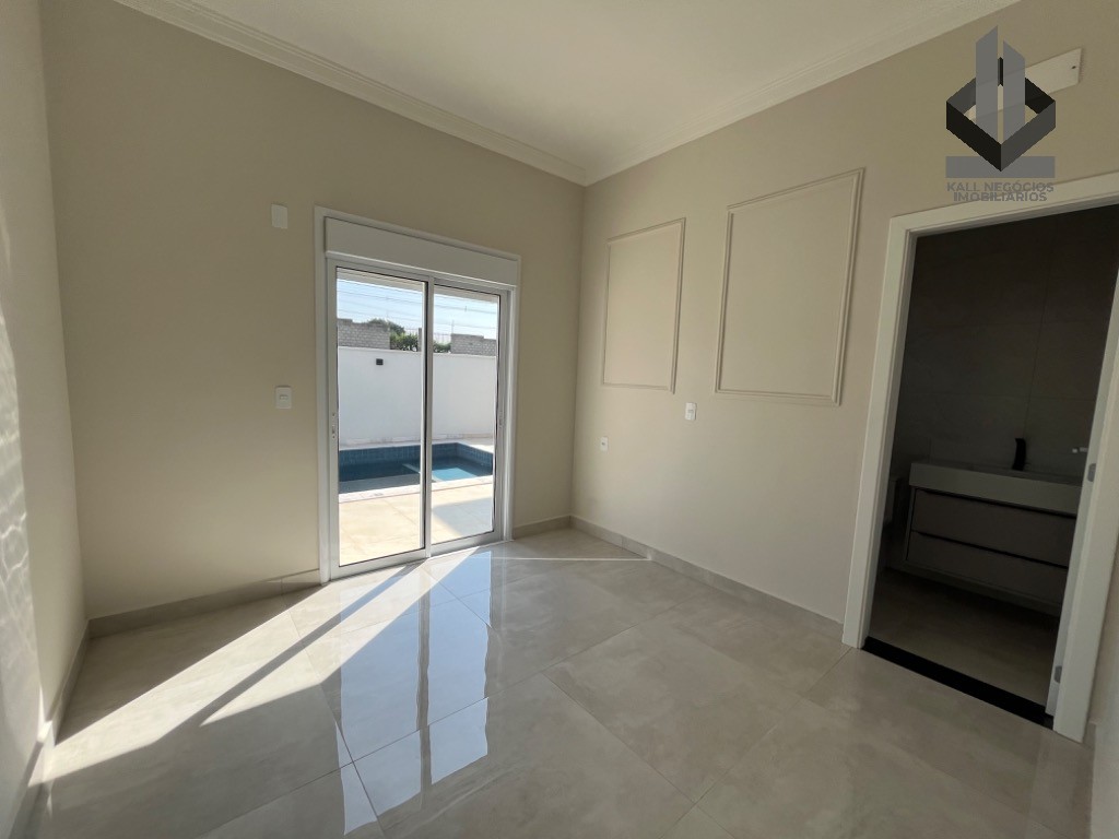 Casa à venda com 4 quartos, 322m² - Foto 12