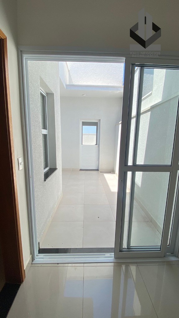 Casa à venda e aluguel com 3 quartos, 150m² - Foto 9