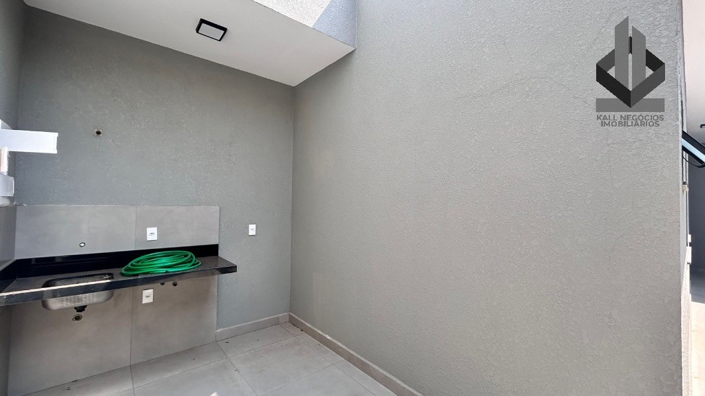 Casa à venda com 3 quartos, 105m² - Foto 14