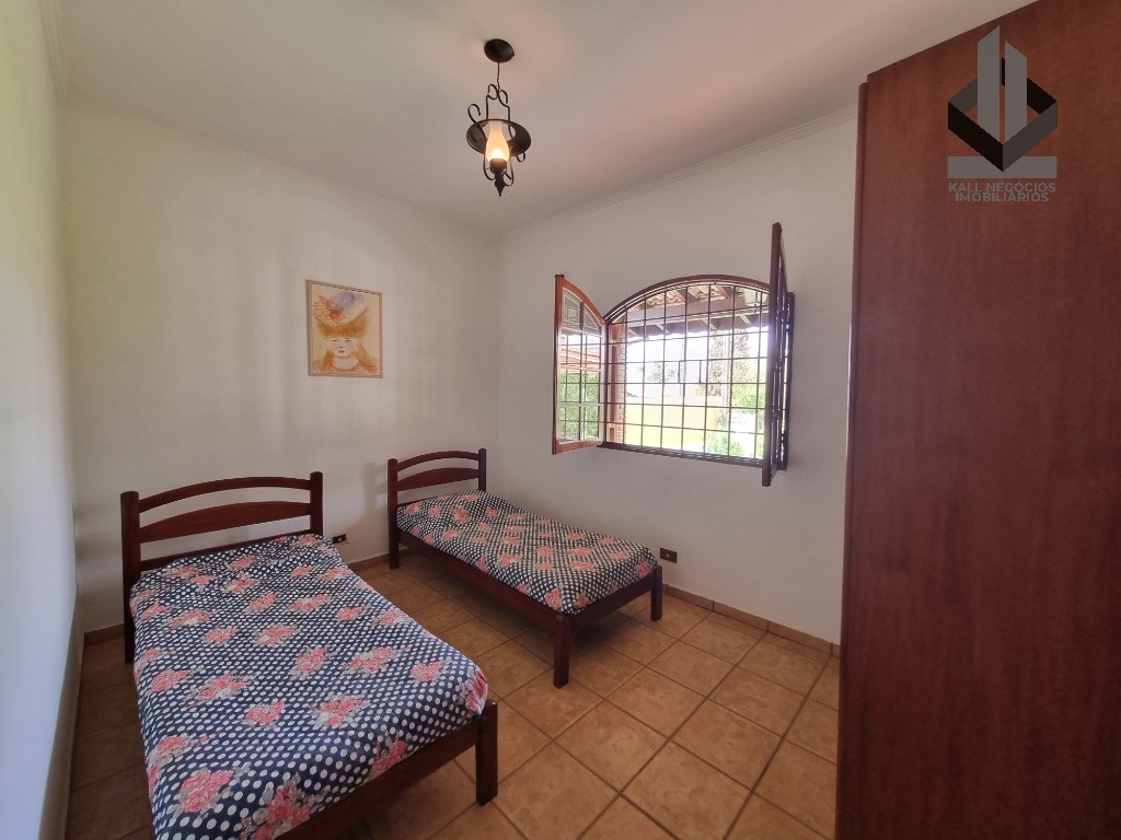 Chácara à venda com 4 quartos, 680m² - Foto 32