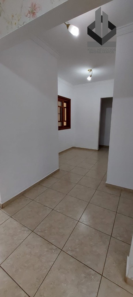 Casa para alugar com 3 quartos, 427m² - Foto 12