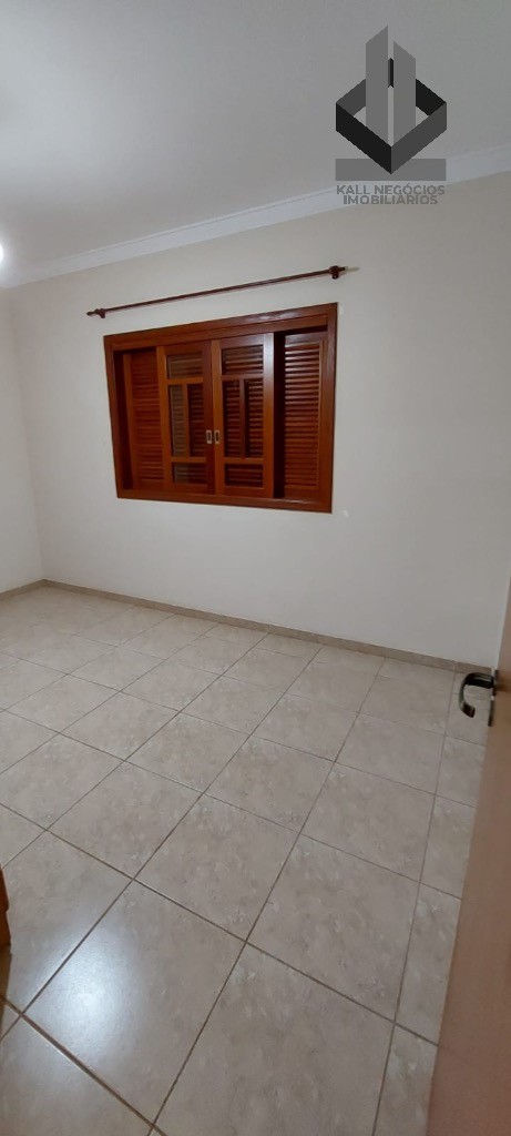 Casa para alugar com 3 quartos, 427m² - Foto 15