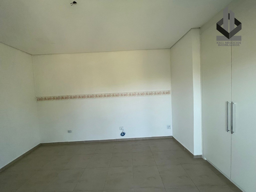 Casa para alugar com 3 quartos, 300m² - Foto 16