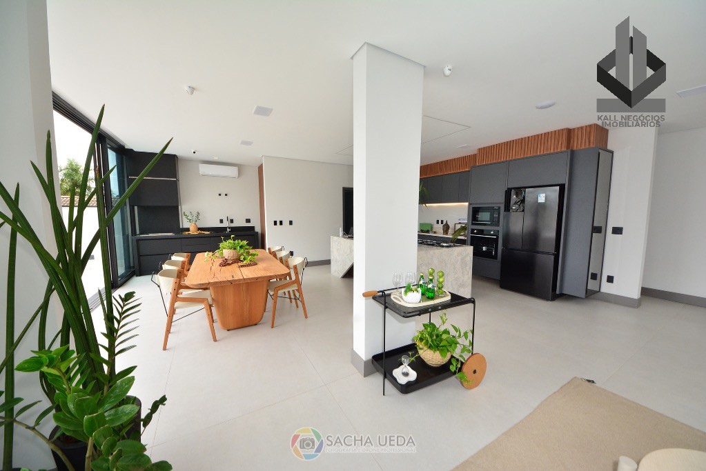 Casa à venda com 4 quartos, 490m² - Foto 8