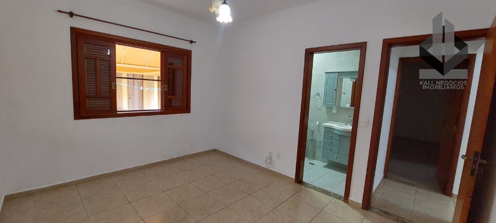 Casa para alugar com 3 quartos, 427m² - Foto 17