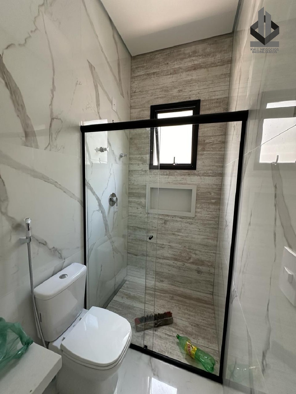 Casa à venda com 3 quartos, 200m² - Foto 15