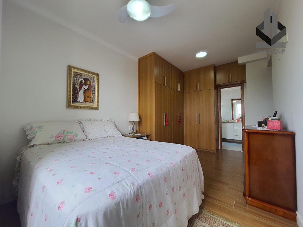 Apartamento à venda com 4 quartos, 130m² - Foto 25