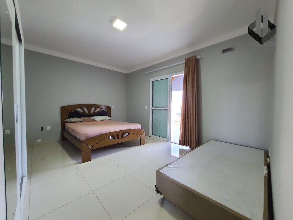 Casa à venda com 4 quartos, 360m² - Foto 25