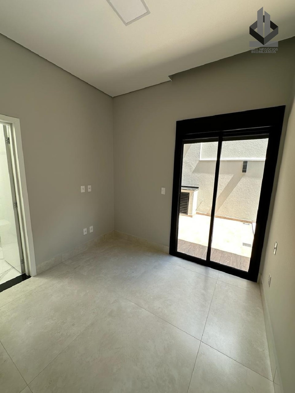 Casa à venda com 3 quartos, 200m² - Foto 14