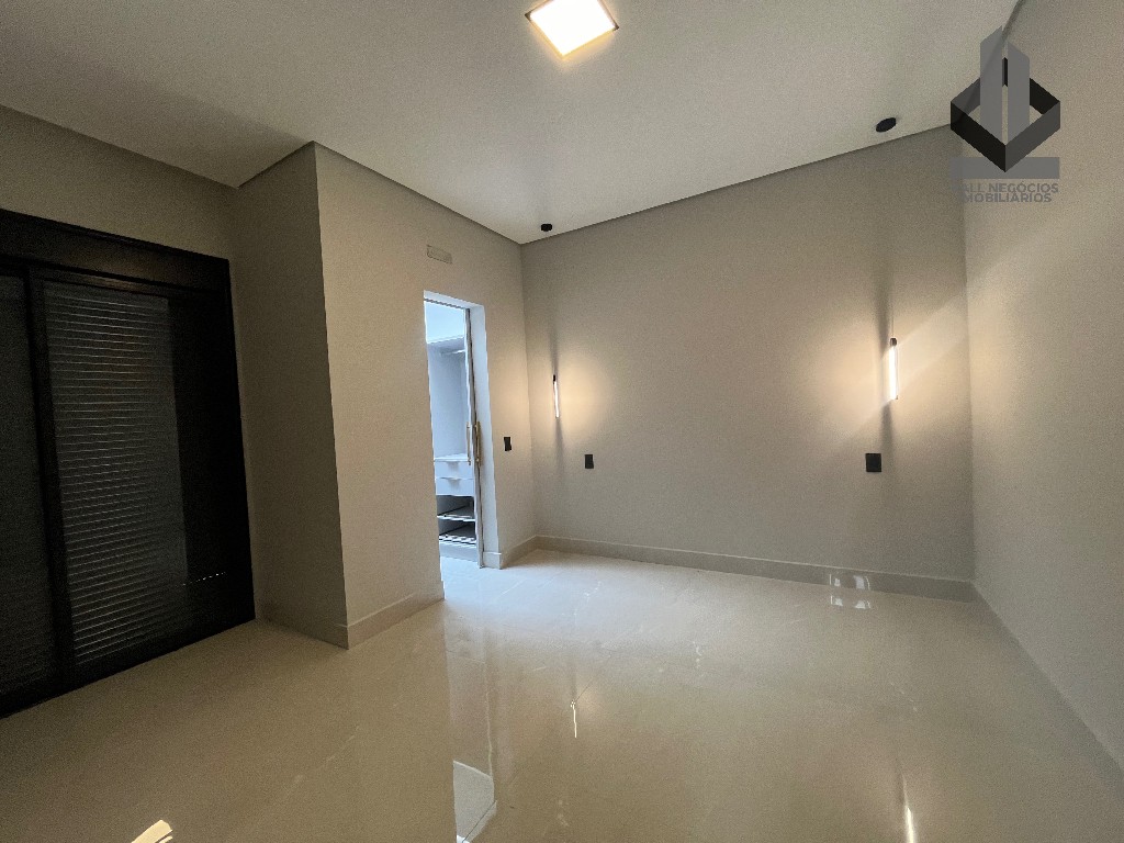 Casa à venda com 3 quartos, 200m² - Foto 30