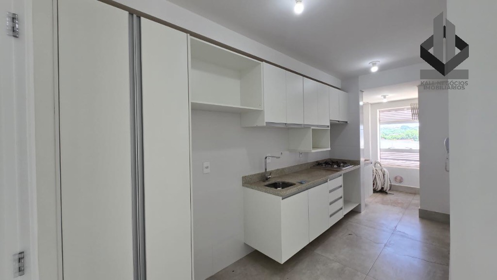 Apartamento à venda e aluguel com 3 quartos, 106m² - Foto 4