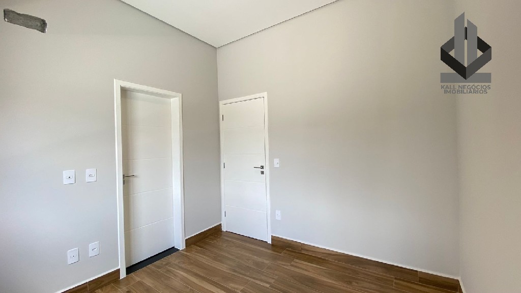 Casa à venda com 3 quartos, 208m² - Foto 30