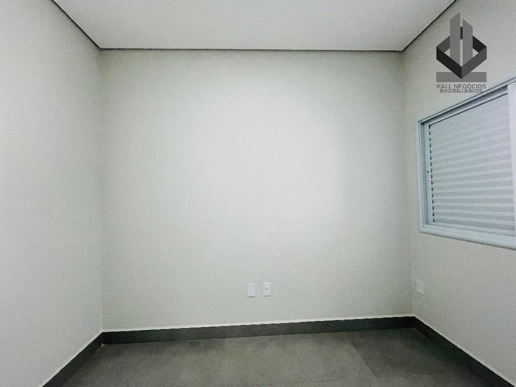 Casa à venda com 3 quartos, 300m² - Foto 13