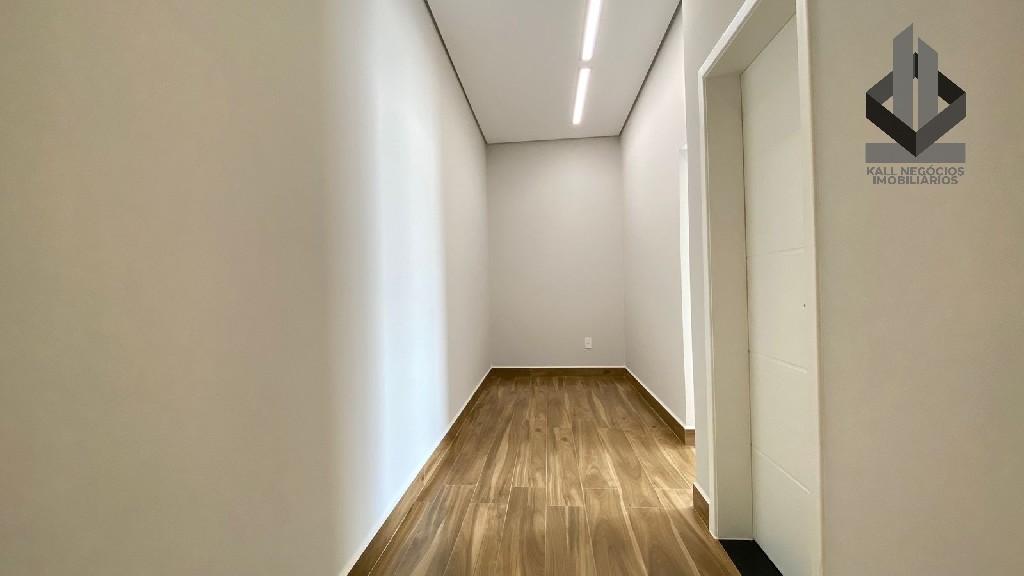 Casa à venda com 3 quartos, 208m² - Foto 18