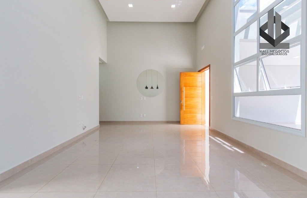 Casa à venda e aluguel com 3 quartos, 150m² - Foto 3