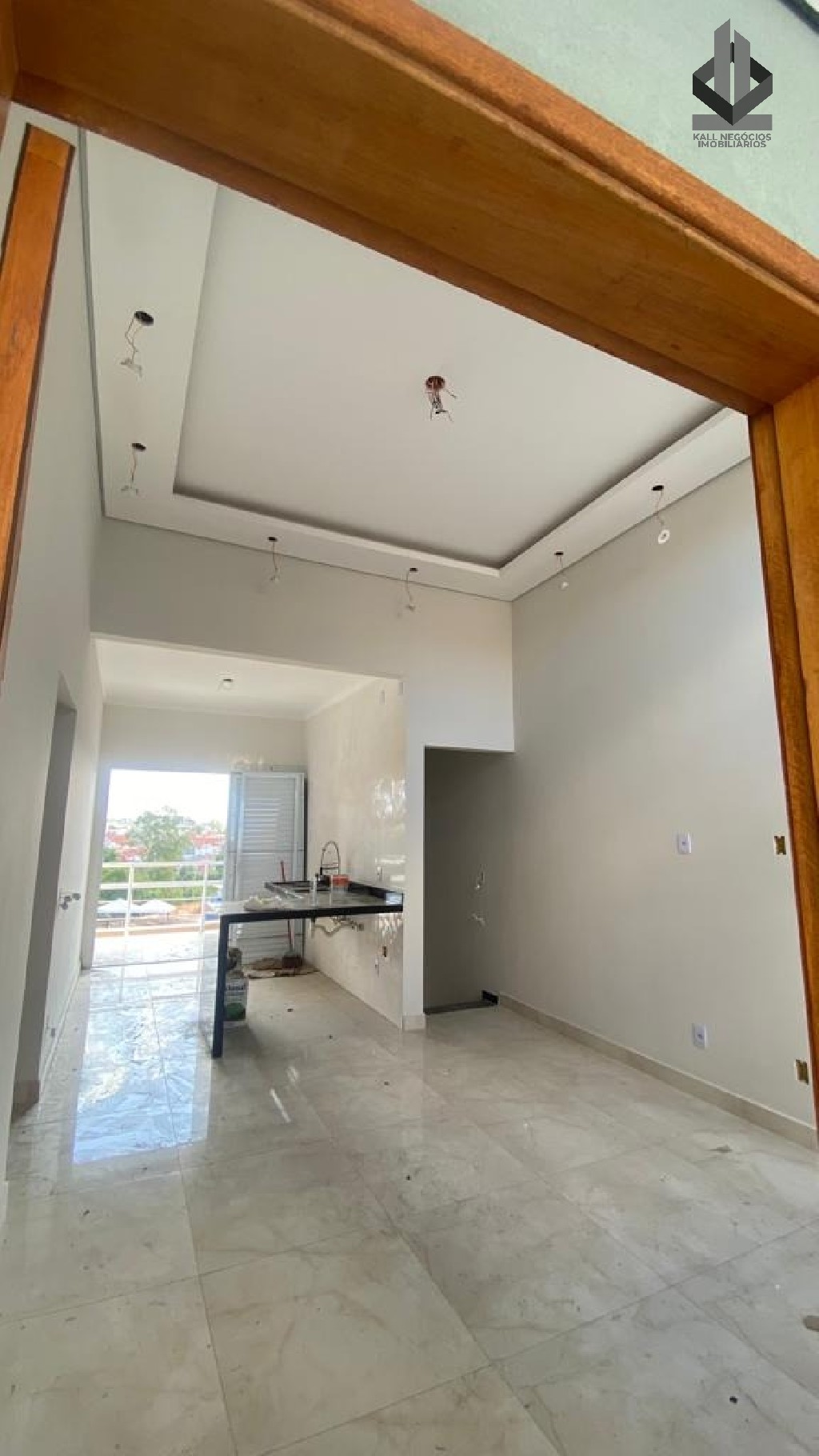 Casa à venda com 2 quartos, 150m² - Foto 3