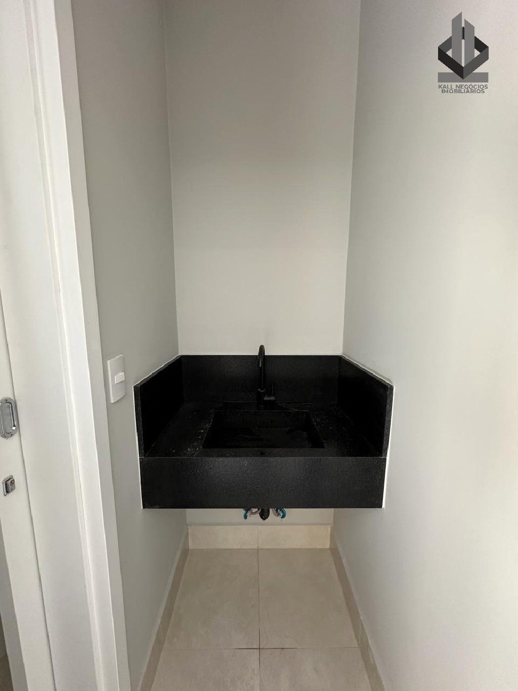 Casa à venda com 3 quartos, 200m² - Foto 11