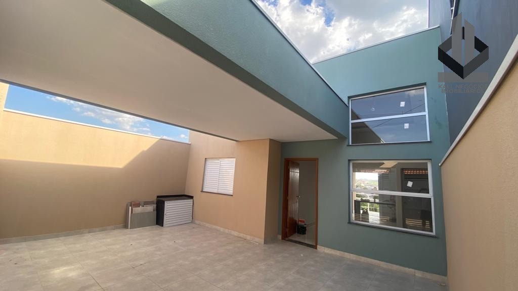 Casa à venda com 2 quartos, 150m² - Foto 1