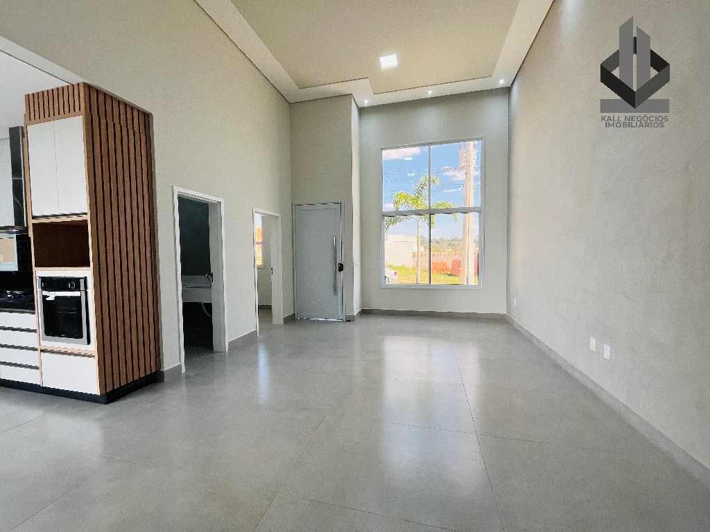 Casa à venda com 3 quartos, 300m² - Foto 2